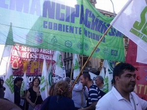 1904157_675313275863460_1825455168_n